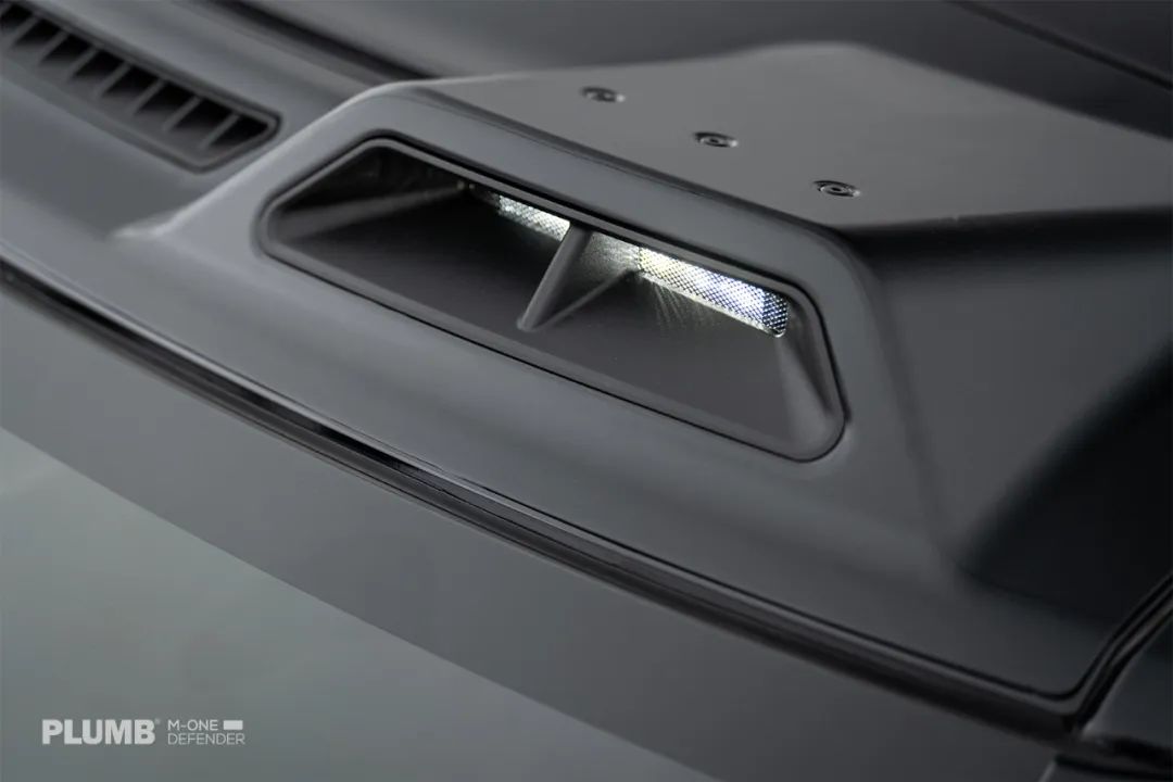PLUMB "M-one" Series Roof light kit For Land Rover Defender 90/110/130/V8(Light not included)