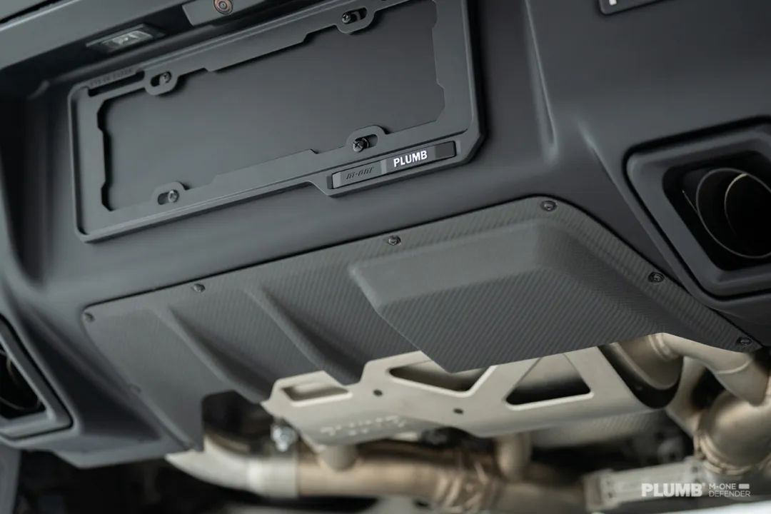 【Pre-sale】PLUMB M-one Rear Bumper Kit for New Defender 90 /110 /130/ Dark Special Edition