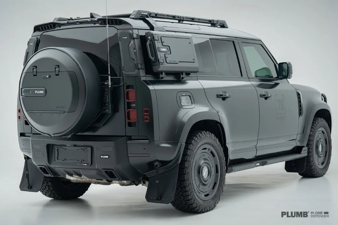 【Pre-sale】PLUMB M-one Rear Bumper Kit for New Defender 90 /110 /130/ Dark Special Edition