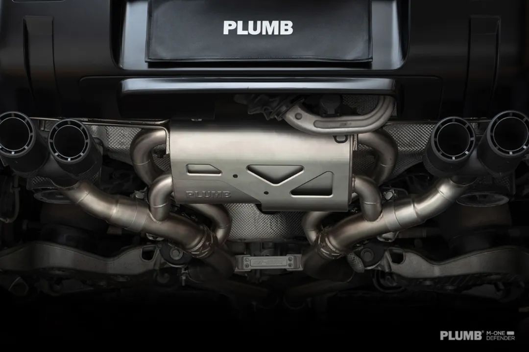 PLUMB "M-one" Series Electronically controlled mid- and rear-end exhaust system For Land Rover Defender 90/110