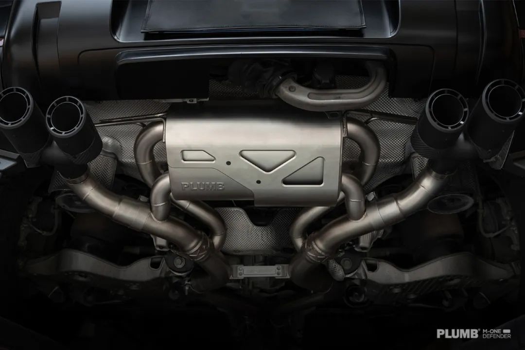 PLUMB "M-one" Series Electronically controlled mid- and rear-end exhaust system For Land Rover Defender 90/110