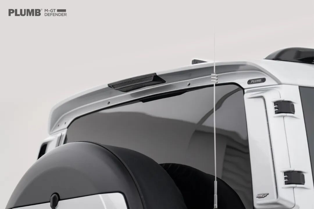 PLUMB "M-GT" Series Rear Spoiler For Land Rover Defender 90/110/130