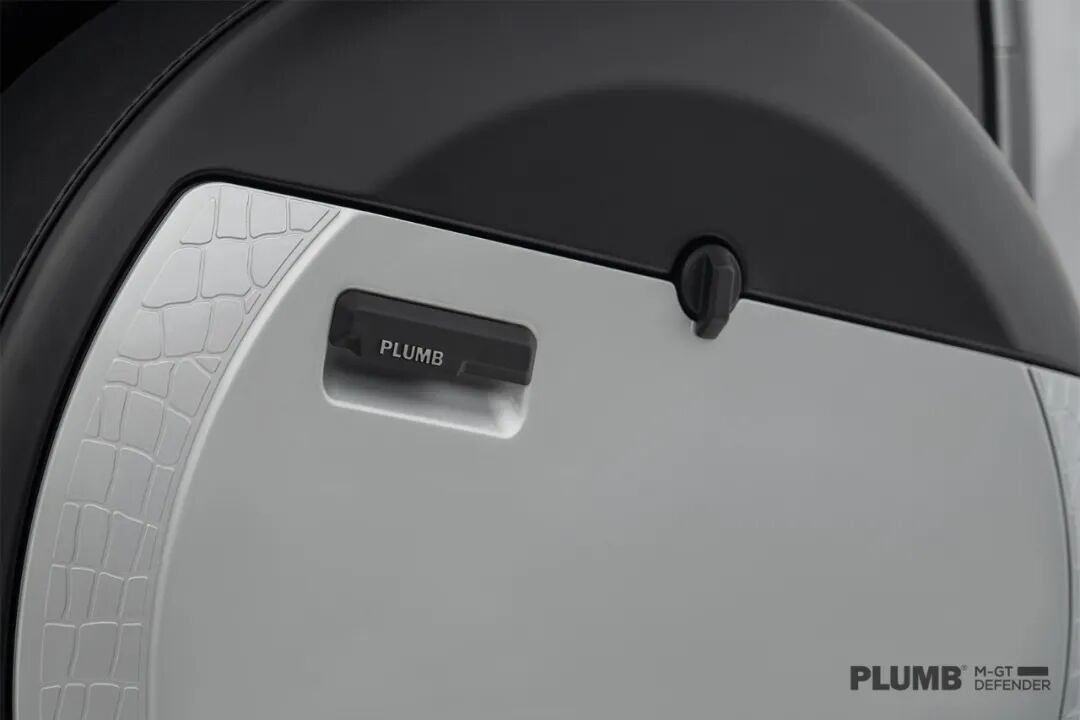PLUMB "M-GT" Series Extended Spare Tire Cover For Land Rover Defender 90/110/130