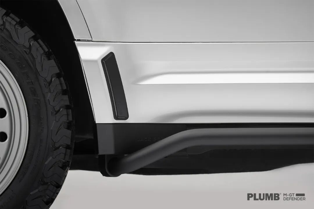 PLUMB "M-GT" Series Wide Body Kit Side Bar For Land Rover Defender 90/110