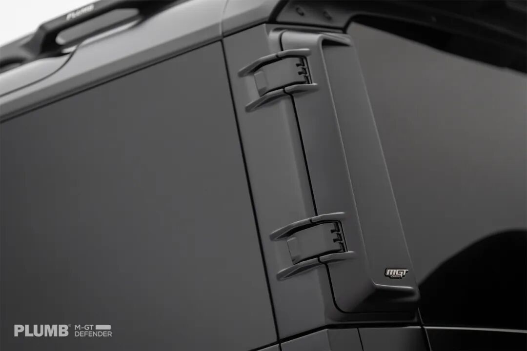 PLUMB "M-GT" Series D-Pillar Storage Box For Land Rover Defender 90/110/130