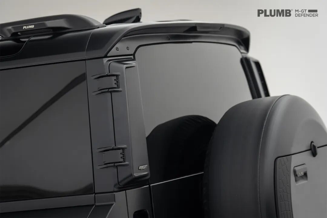 PLUMB "M-GT" Series Rear Spoiler For Land Rover Defender 90/110/130